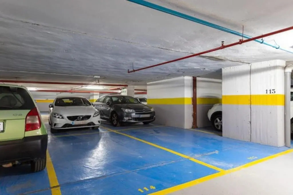 3 Hab. Primera Linea De Playa - Marbella Centro Apartment