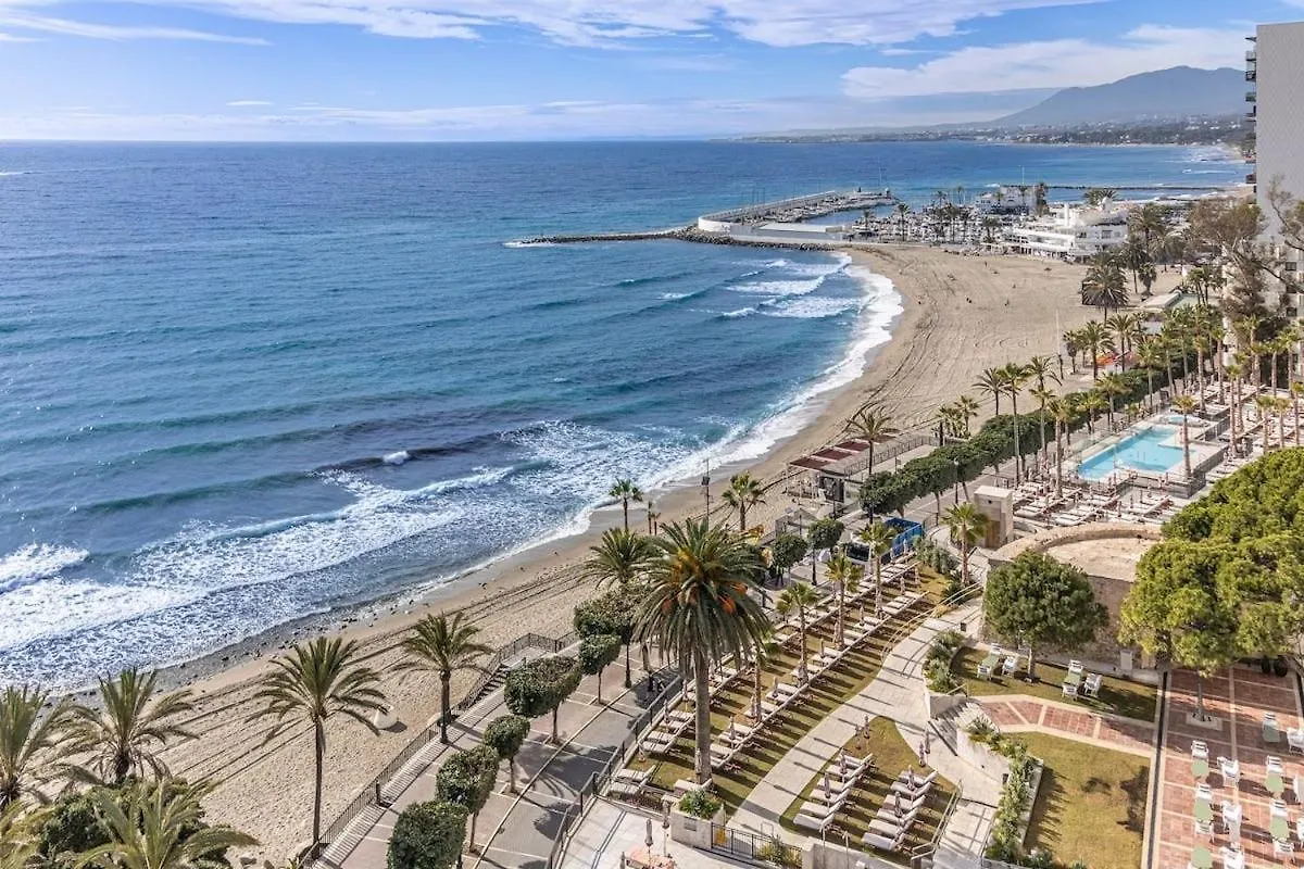 3 Hab. Primera Linea De Playa - Marbella Centro 0*,  Spain